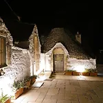 Domus Laeta Villa *
