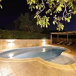 Villa Domus Laeta